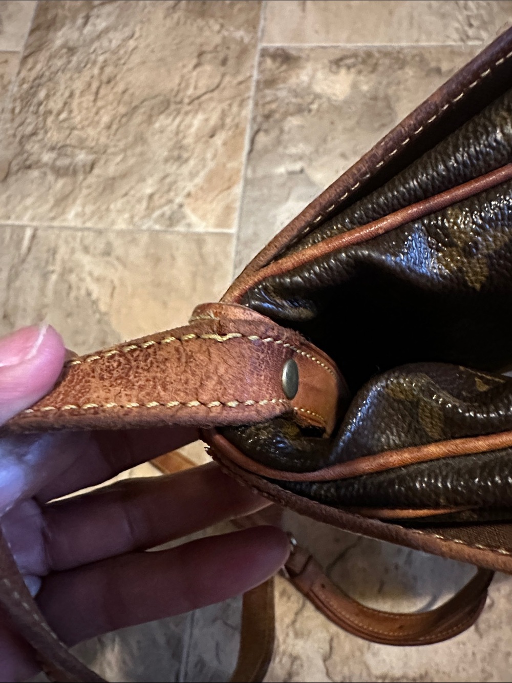 Louis Vuitton Saumur Monogram Crossbody in Dark Brown and Tan - Picture 3 of 16